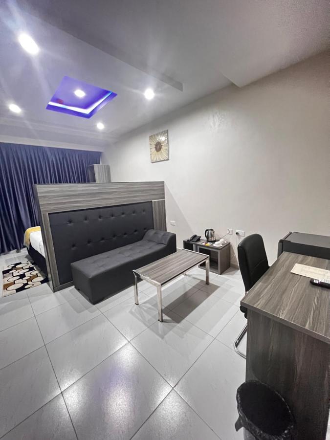 De Rigg Place Embassy ラゴス エクステリア 写真